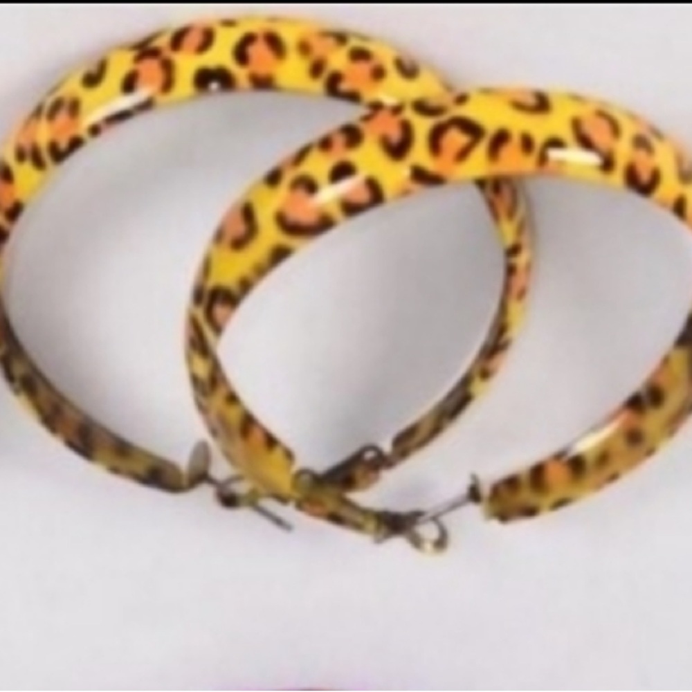 Wild Leopard Pattern Hoop Earrings